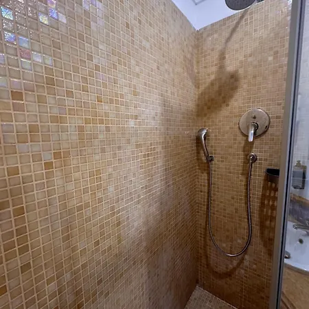 ベッド・アンド・ブレックファスト Spqr House 3*