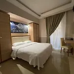 Spqr House Bed & Breakfast 3*