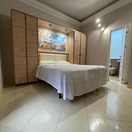 Spqr House 3*